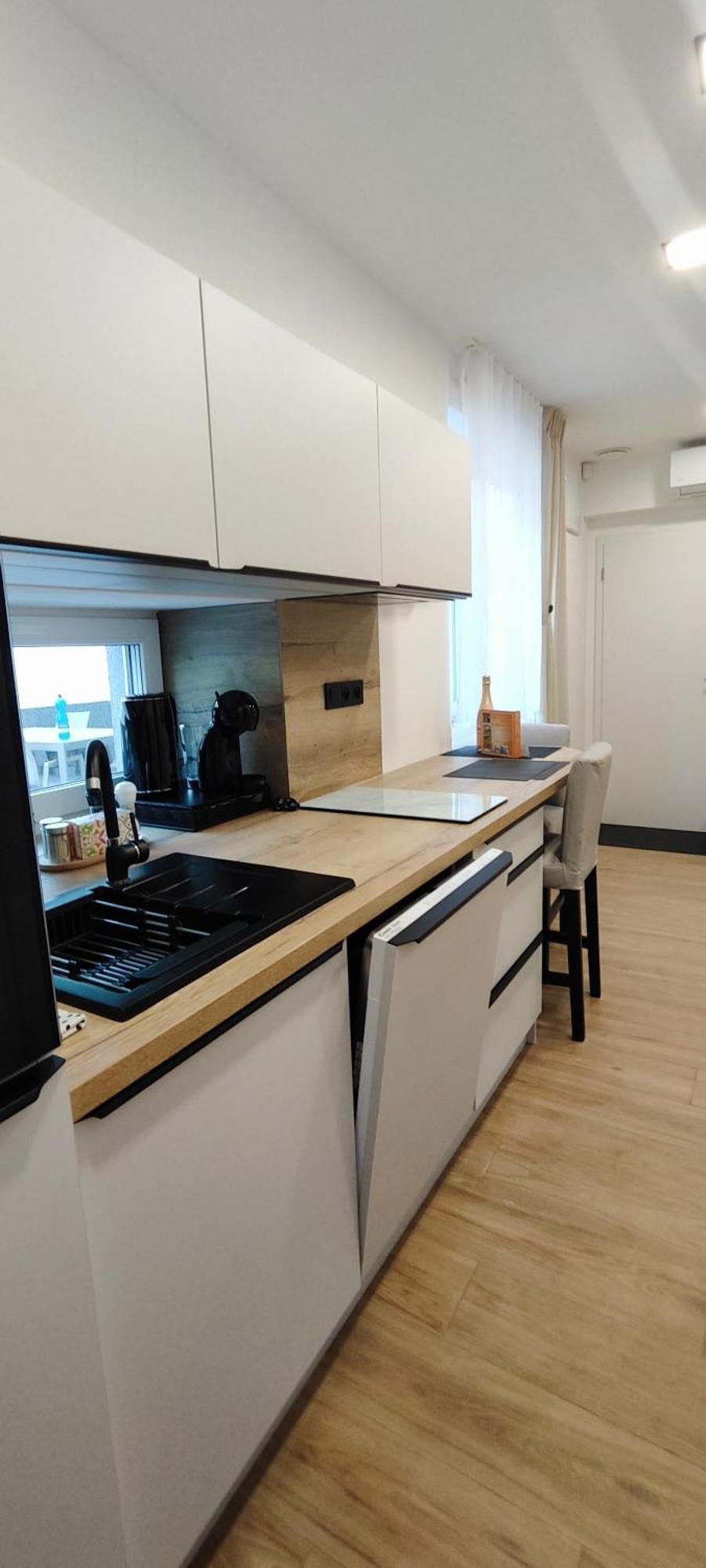 Hanesi Apartment
