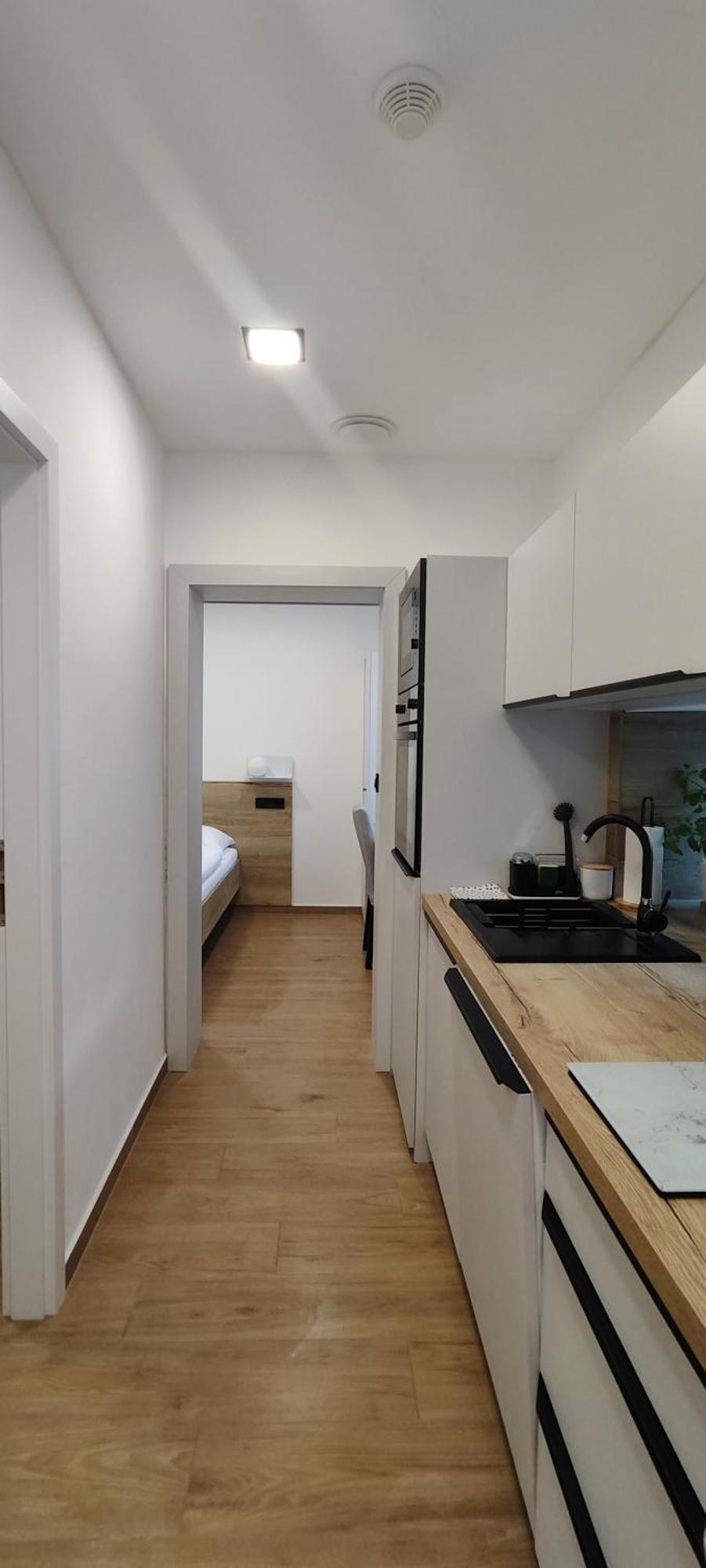 Hanesi Apartment *