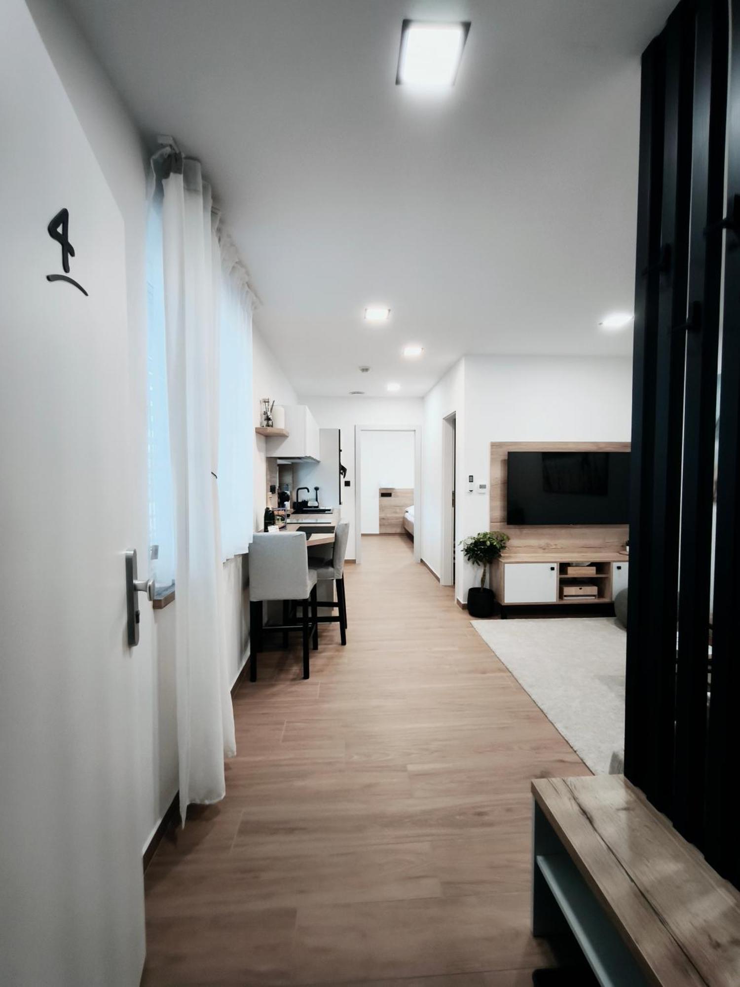 Hanesi Apartment *